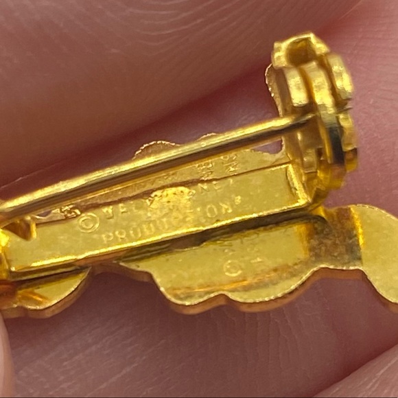 Vintage Disney Donald Duck Enamel Pin - Picture 4 of 5